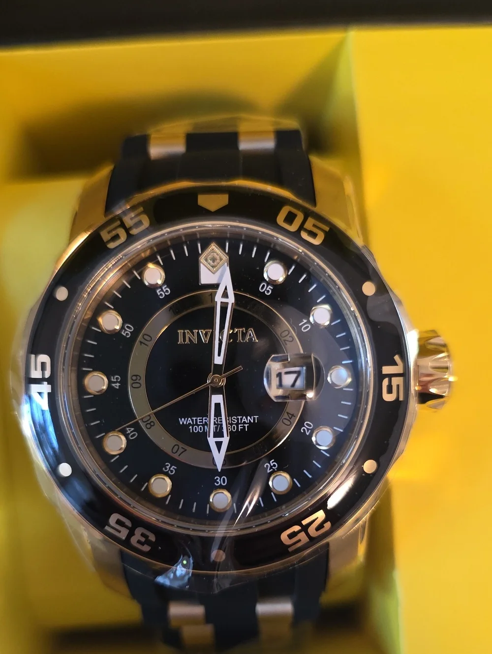 522.  Invicta Pro Diver SCUBA Swiss Ronda 515.24H Caliber Men's Watch - 48mm
